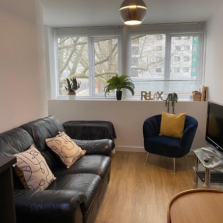 Modern City Centre Apartment Portsmouth Exterior foto