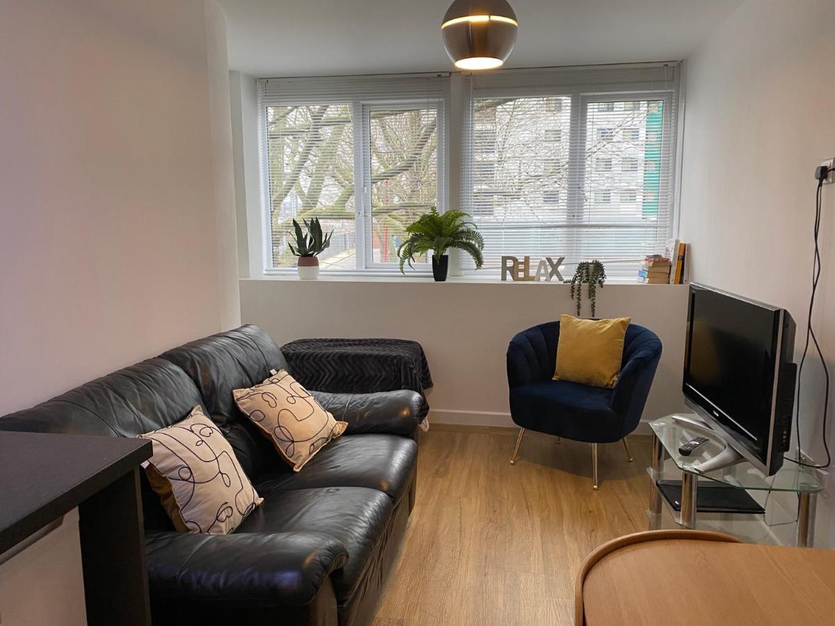 Modern City Centre Apartment Portsmouth Exterior foto